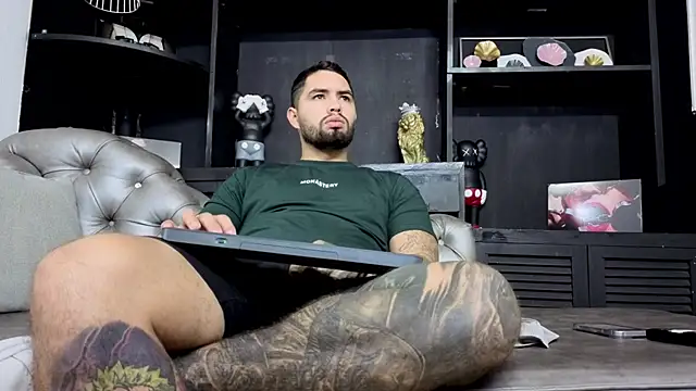 matteosantos online show from 12.14.25