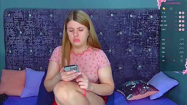 NoraBigAss online show from 01.13.26