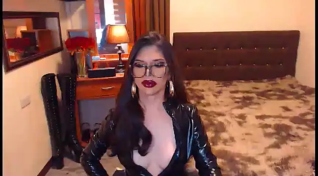 EXTREMELYDOM online show from 12.23.24