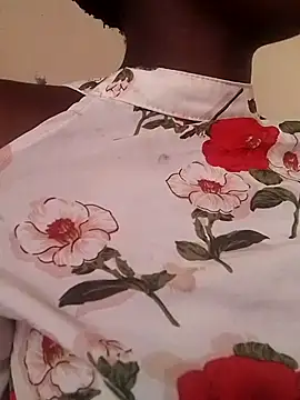 Snapshot of shape30 chatting on 03.14.25 shape30 online show from 03.14.25