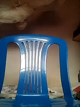 Snapshot of shape30 chatting on 03.19.25 shape30 online show from 03.19.25