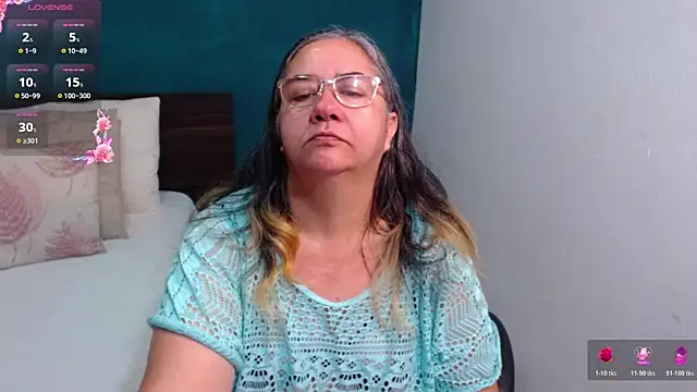 Snapshot of scaelettdubois chatting on 02.16.26 scaelettdubois online show from 02.16.26