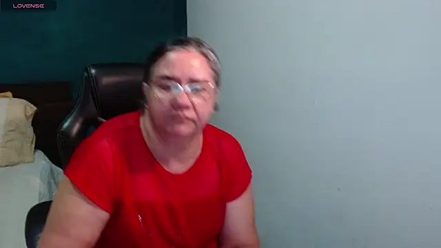 scaelettdubois online show from 06.17.26
