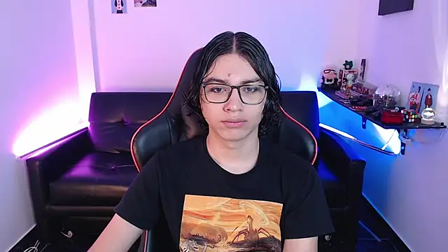 Snapshot of malik_harrison__ chatting on 12.20.24 malik harrison   online show from 12.20.24