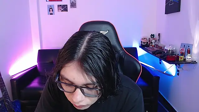 Snapshot of malik_harrison__ chatting on 12.24.24 malik harrison   online show from 12.24.24