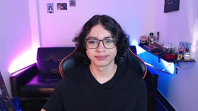 Snapshot of malik_harrison__ chatting on 12.25.24 malik harrison   online show from 12.25.24