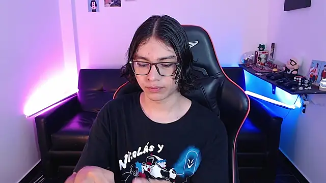 Snapshot of malik_harrison__ chatting on 01.14.25 malik harrison   online show from 01.14.25