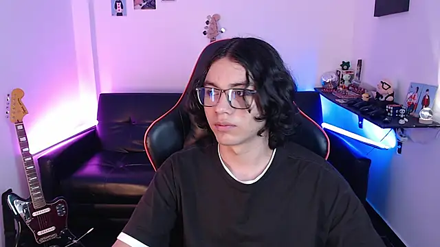 Snapshot of malik_harrison__ chatting on 01.21.25 malik harrison   online show from 01.21.25