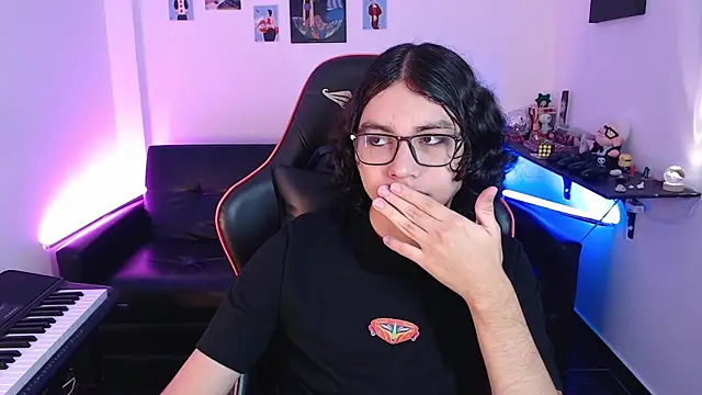 Snapshot of malik_harrison__ chatting on 02.07.25 malik harrison   online show from 02.07.25