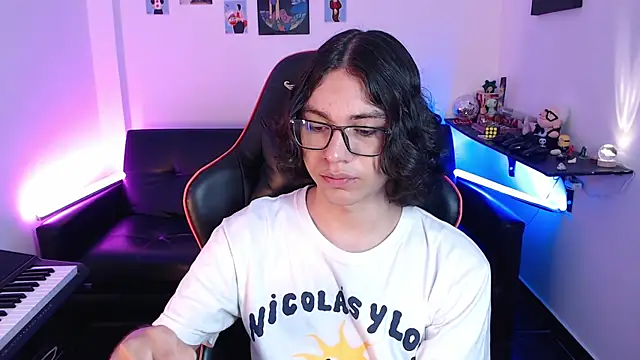 Snapshot of malik_harrison__ chatting on 02.12.25 malik harrison   online show from 02.12.25