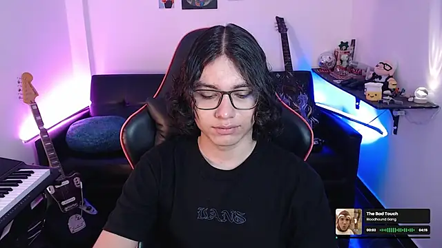 Snapshot of malik_harrison__ chatting on 03.13.25 malik harrison   online show from 03.13.25