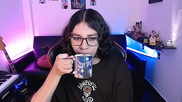 Snapshot of malik_harrison__ chatting on 03.17.25 malik harrison   online show from 03.17.25