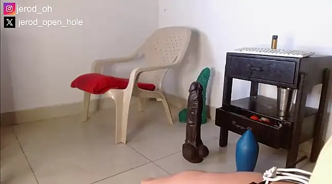 Snapshot of jerod_oh chatting on 12.21.24 jerod oh online show from 12.21.24