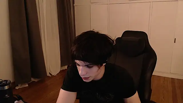 SasukeUhchiaa online show from 01.13.26