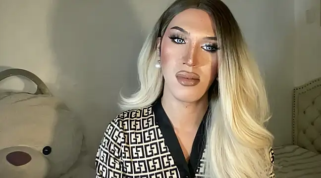 Ts glamxxxx online show from 02.11.25