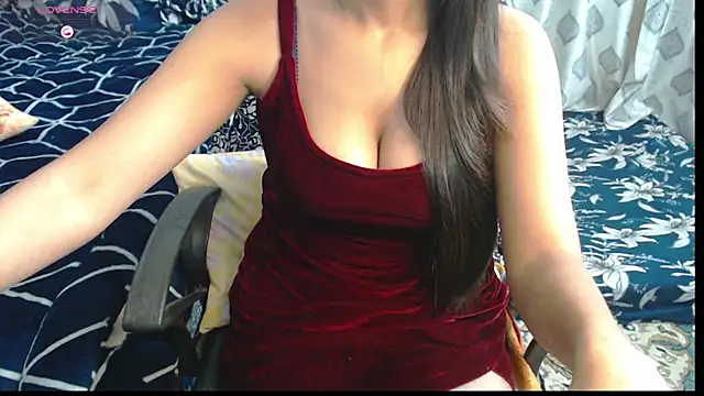 Snapshot of sexyrihana1 chatting on 02.16.25 sexyrihana1 online show from 02.16.25