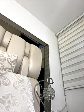 ALISSON FOXXX1 online show from 11.16.25