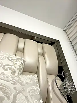 ALISSON FOXXX1 online show from 11.28.25