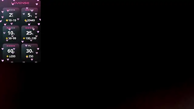 Snapshot of slutty_hotwife chatting on 11.26.25 slutty hotwife online show from 11.26.25