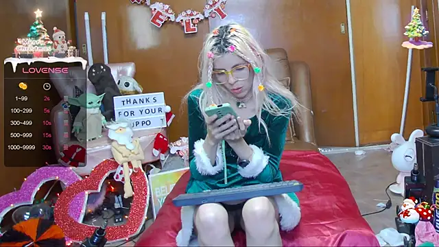 Skinygirl online show from 12.18.24