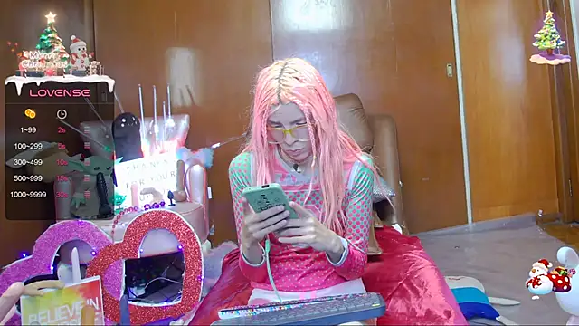 Skinygirl online show from 01.15.25