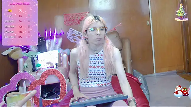 Skinygirl online show from 03.03.25