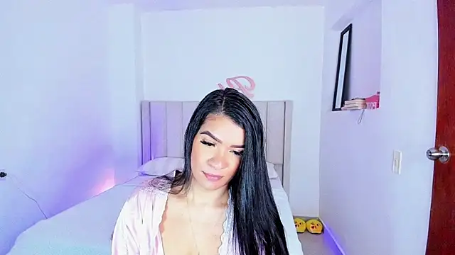 Snapshot of sheirysex_ chatting on 01.24.25 sheirysex online show from 01.24.25