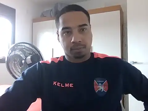 Juninho10c online show from 11.03.25