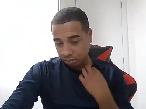 Juninho10c online show from 11.21.25