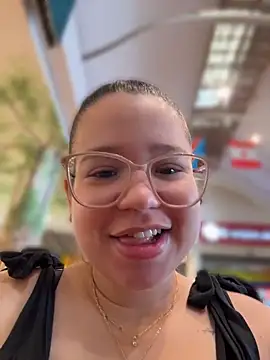 Lucyklein2022 online show from 06.13.26