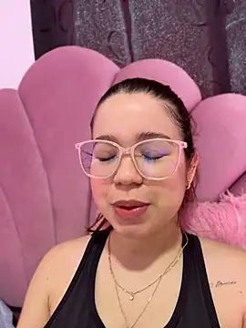 Lucyklein2022 online show from 07.27.26