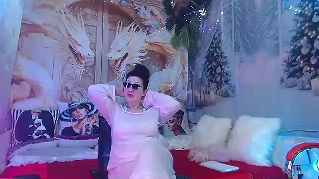 Snapshot of NightOrhideya chatting on 11.22.25 NightOrhideya online show from 11.22.25