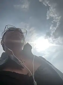 vaness weet online show from 02.05.25