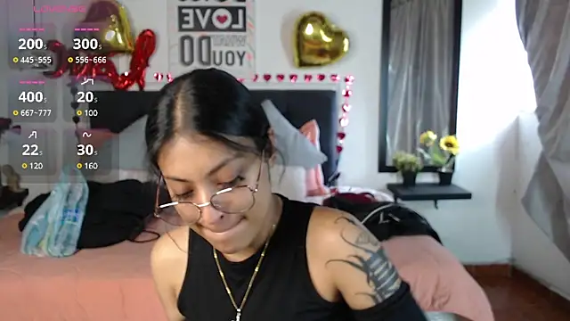 vaness weet online show from 02.18.25