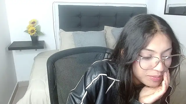 vaness weet online show from 04.29.26