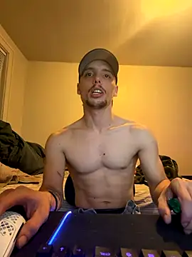 Snapshot of trippyski chatting on 11.30.25 trippyski online show from 11.30.25