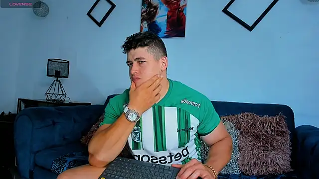 Leonsmoron online show from 10.10.25