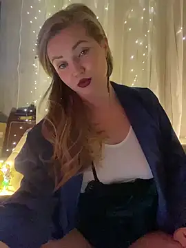 Lady  Maria online show from 12.20.24