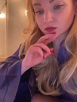 Lady  Maria online show from 03.04.25