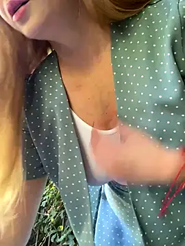 Lady  Maria online show from 09.24.25