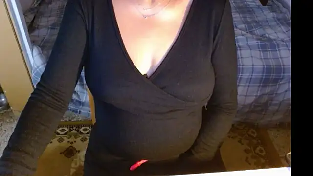 MysteryLadyxXx online show from 10.22.25