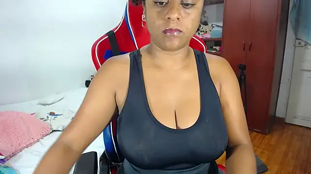 Snapshot of BellaKarla chatting on 01.09.26 BellaKarla online show from 01.09.26