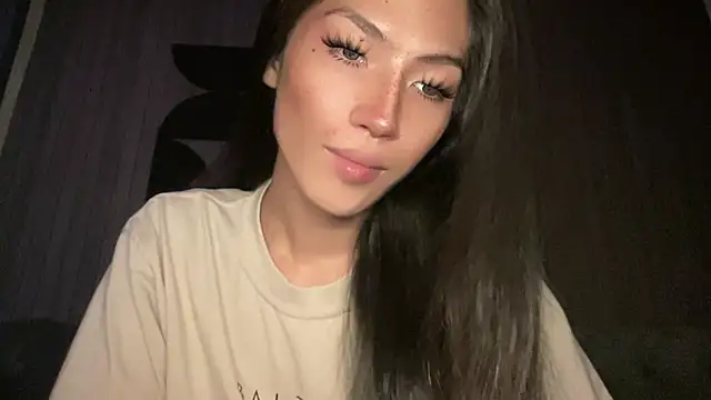 Bella Gordon online show from 09.19.25