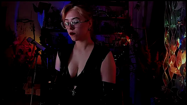 Scarlett Wanner online show from 12.04.24