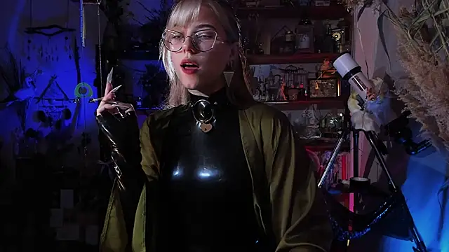 Scarlett Wanner online show from 02.12.25