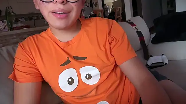 sweetxnico online show from 11.18.25