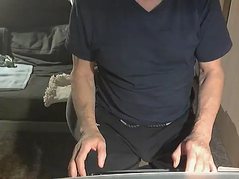 Snapshot of kiam471 chatting on 01.12.25 kiam471 online show from 01.12.25