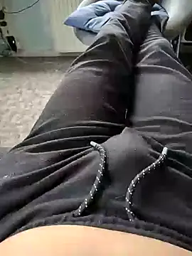 Snapshot of kiam471 chatting on 02.05.25 kiam471 online show from 02.05.25