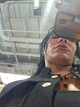 Doll Loren online show from 01.18.26