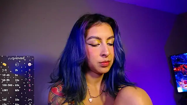 Cinamoonn online show from 01.04.25